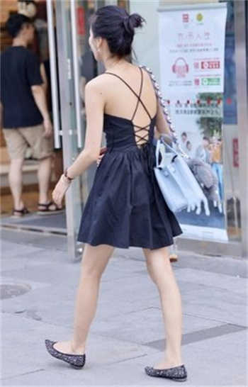 宝山医院后面一条街