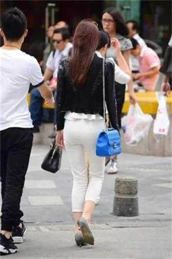 特殊的班会课h