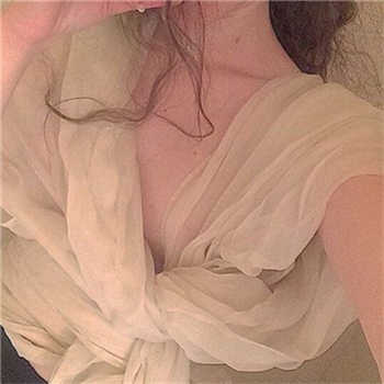 三姐妹共一个保姆韩剧