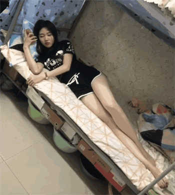 烈火集团冷枭的女人
