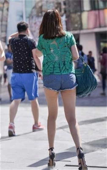 大胆的侄女