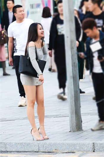 故地重游的心情短语