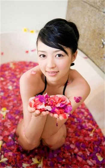 去外地出差的美丽妻子木鱼