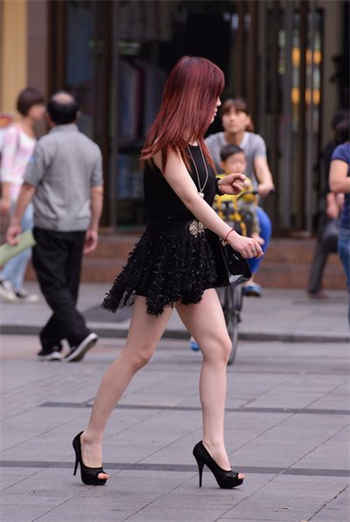 王爷细杖杖责男宠