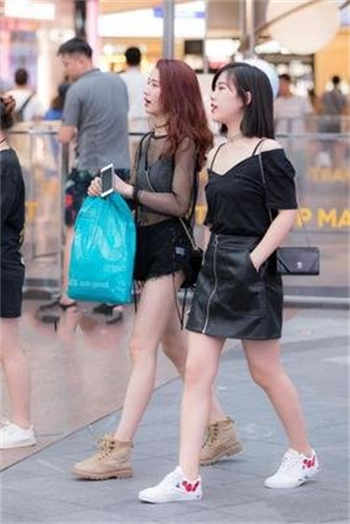 看不见的她