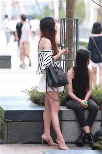 靖南王府冲喜的小说