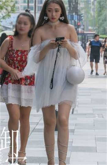 东北农村大炕睡姑娘