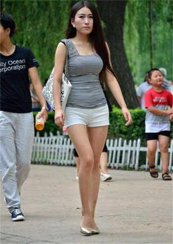 妻子的游泳教练