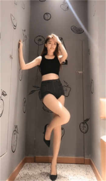 冲田杏梨英文名