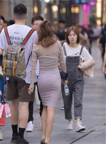 爱情公寓2美嘉去哪里了
